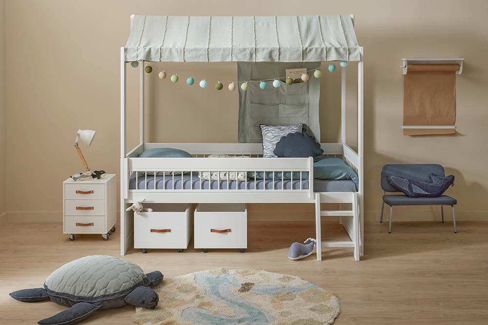 Erhöhtes Himmelbett - Lifetime Kidsroom